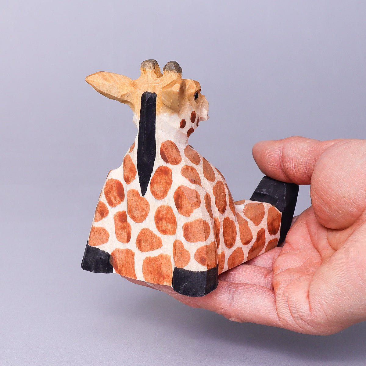 Handmade Wood-Carved Giraffe Cellphone Stand