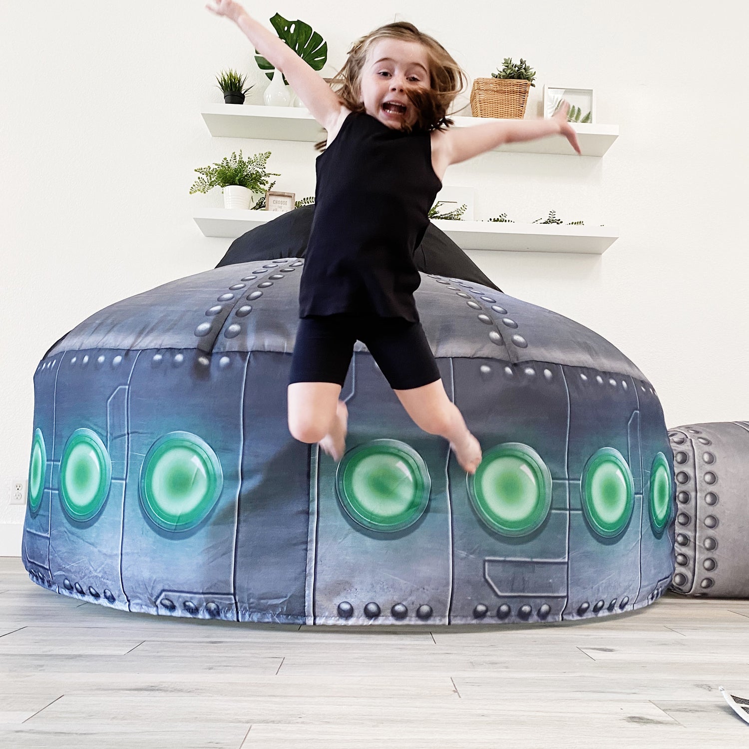 The Original AirFort - UFO